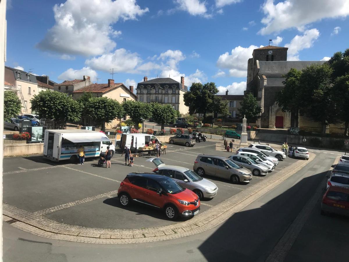Place Au Repos Mouilleron-en-Pareds Exterior photo